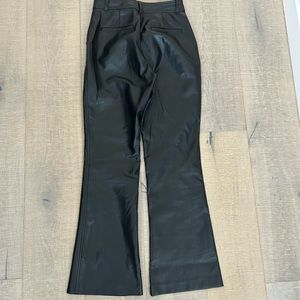 Aritzia babaton size 4 leather pants